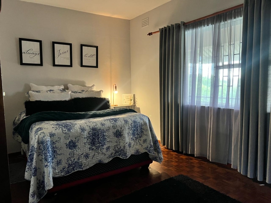 To Let 2 Bedroom Property for Rent in Loumar Western Cape